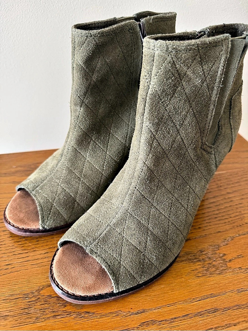 TOMS Olive Green Suede Peep Toe Ankle Booties Size 9